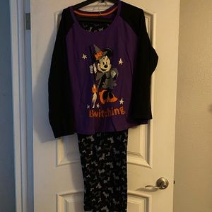 Halloween Disney 2XL pajamas